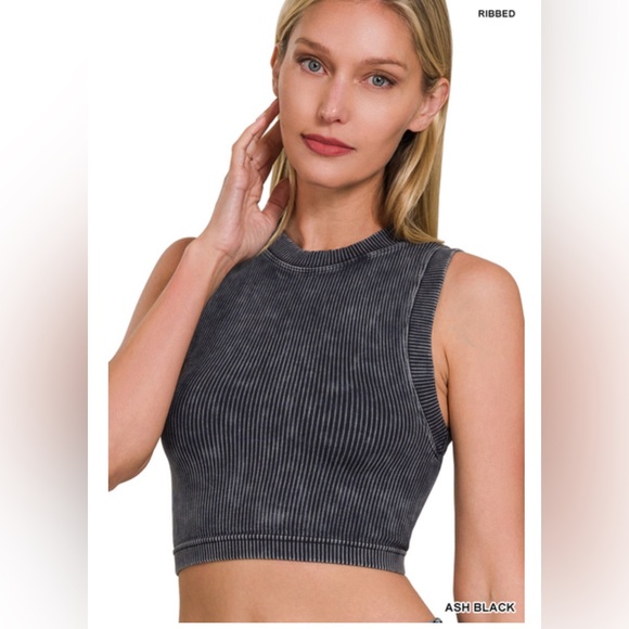 NWT ZENANA STONE WASHED RIBBED SEAMLESS CROP TOP - Picture 2 of 2